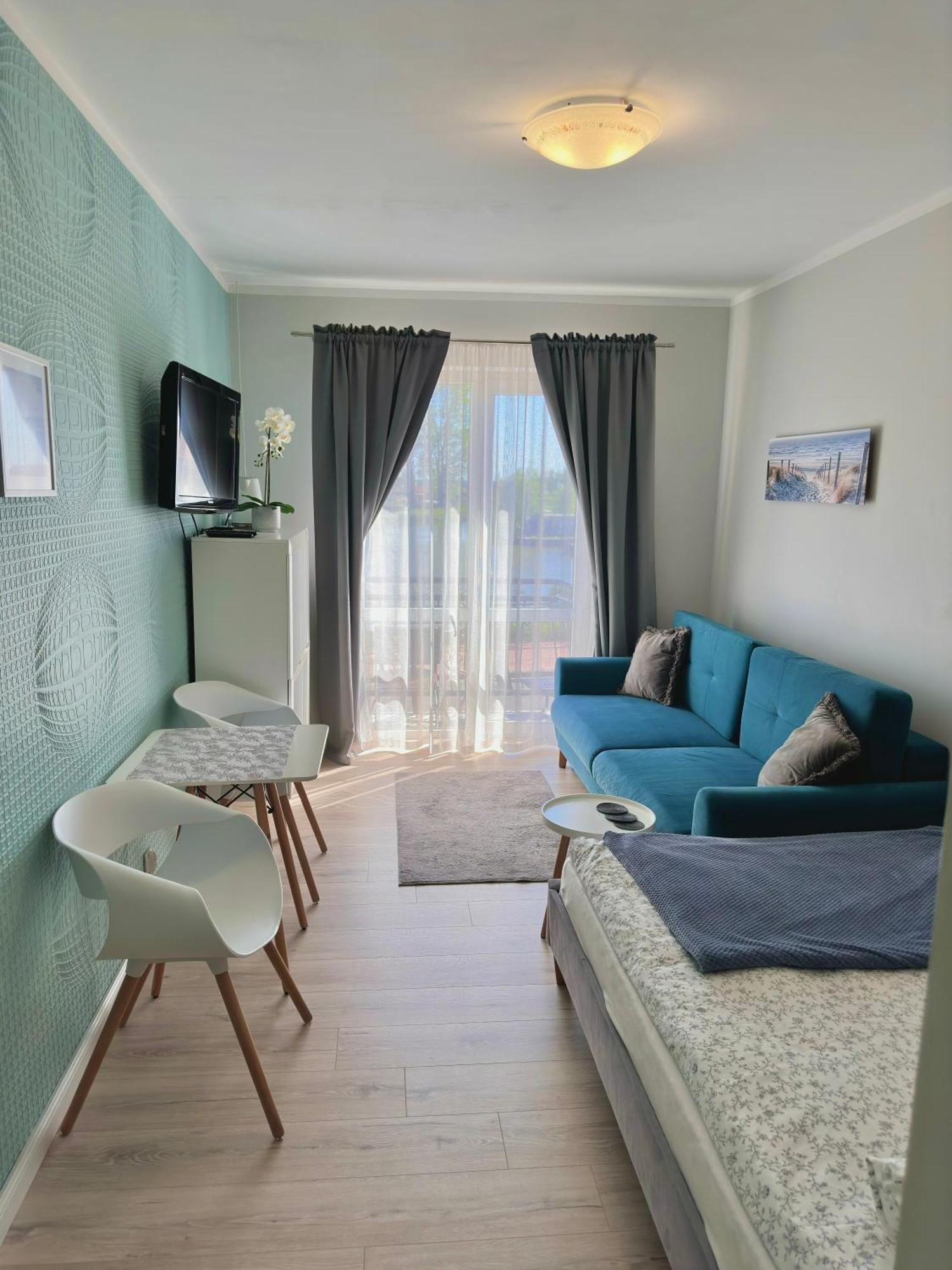 Pod Papugami - Komfortowe Pokoje Z Widokiem Na Rzeke Łeba Extérieur photo