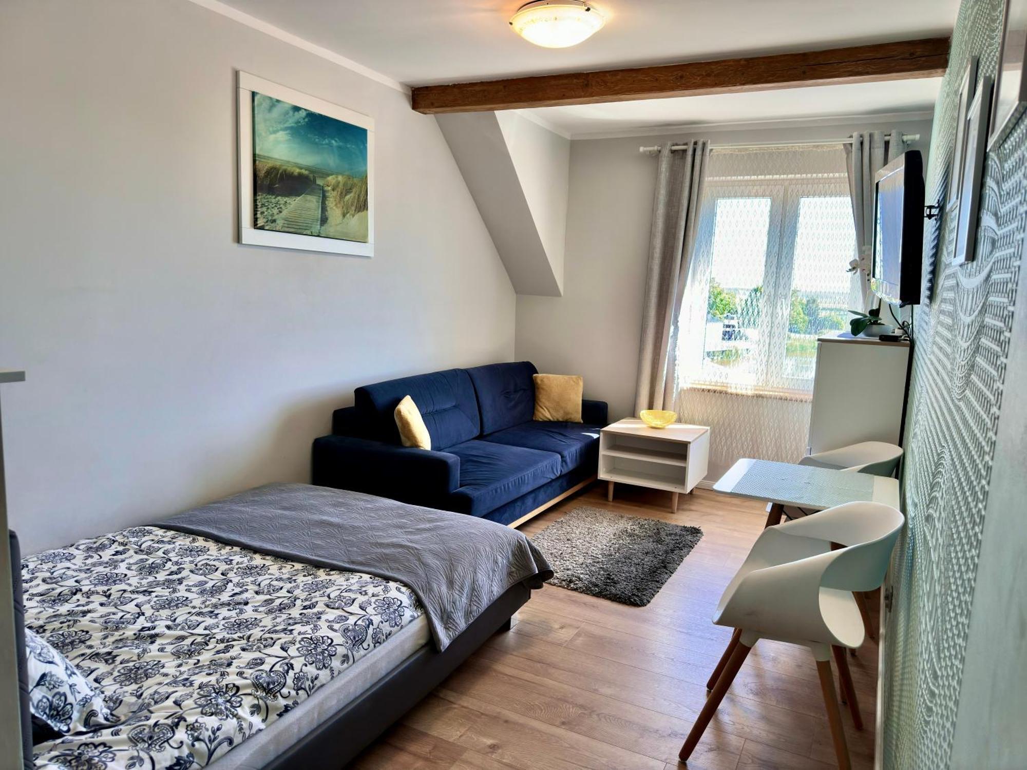 Pod Papugami - Komfortowe Pokoje Z Widokiem Na Rzeke Łeba Extérieur photo