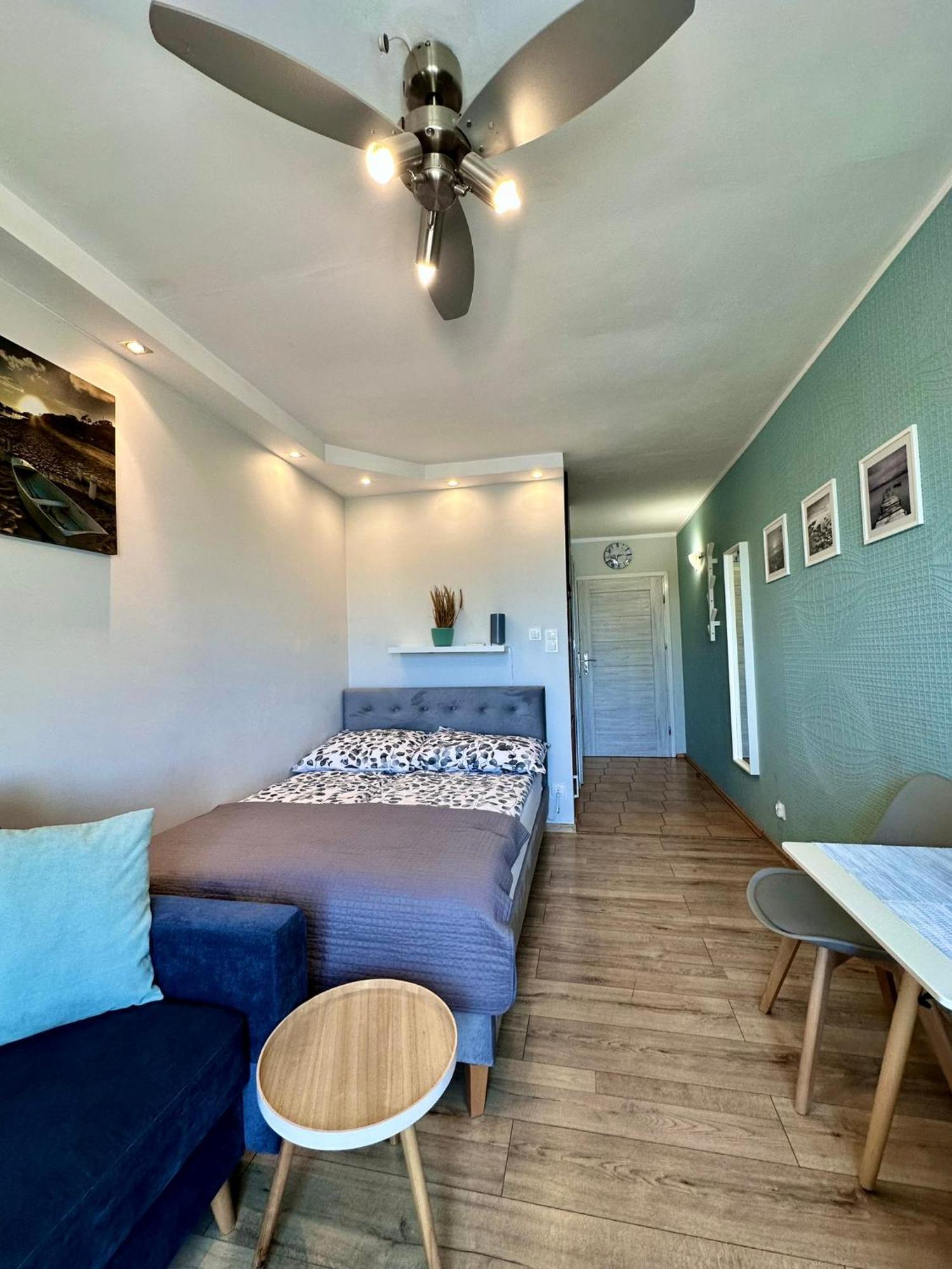Pod Papugami - Komfortowe Pokoje Z Widokiem Na Rzeke Łeba Extérieur photo