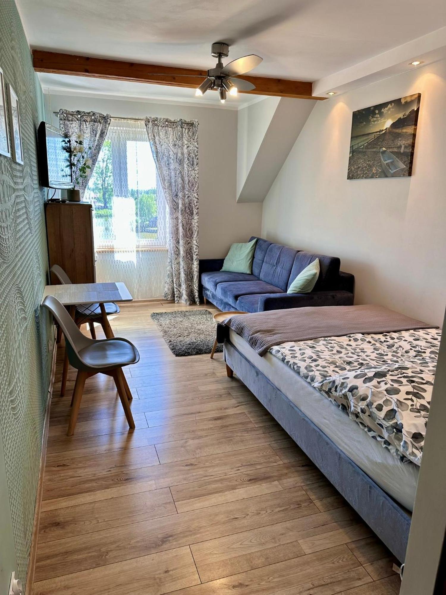 Pod Papugami - Komfortowe Pokoje Z Widokiem Na Rzeke Łeba Extérieur photo