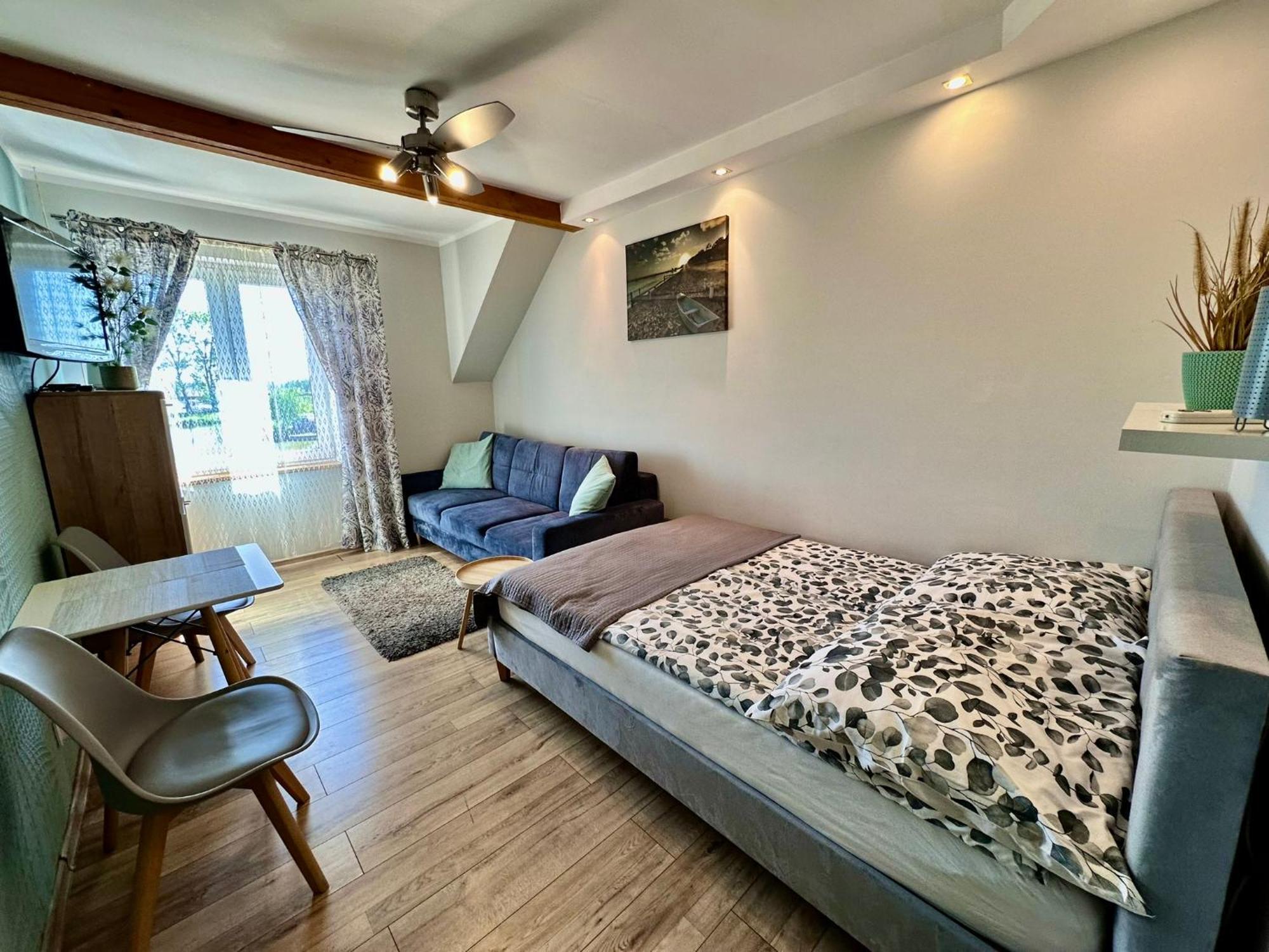 Pod Papugami - Komfortowe Pokoje Z Widokiem Na Rzeke Łeba Extérieur photo