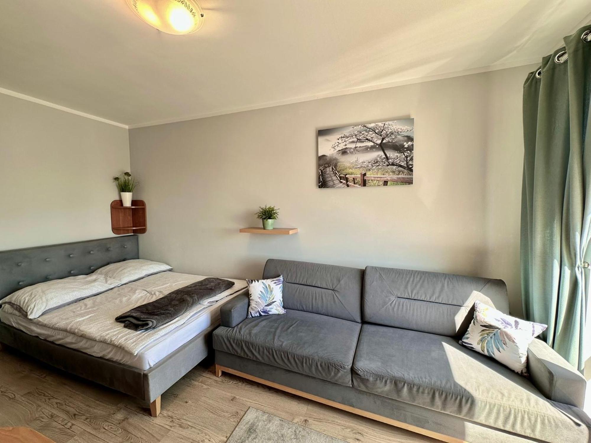 Pod Papugami - Komfortowe Pokoje Z Widokiem Na Rzeke Łeba Extérieur photo